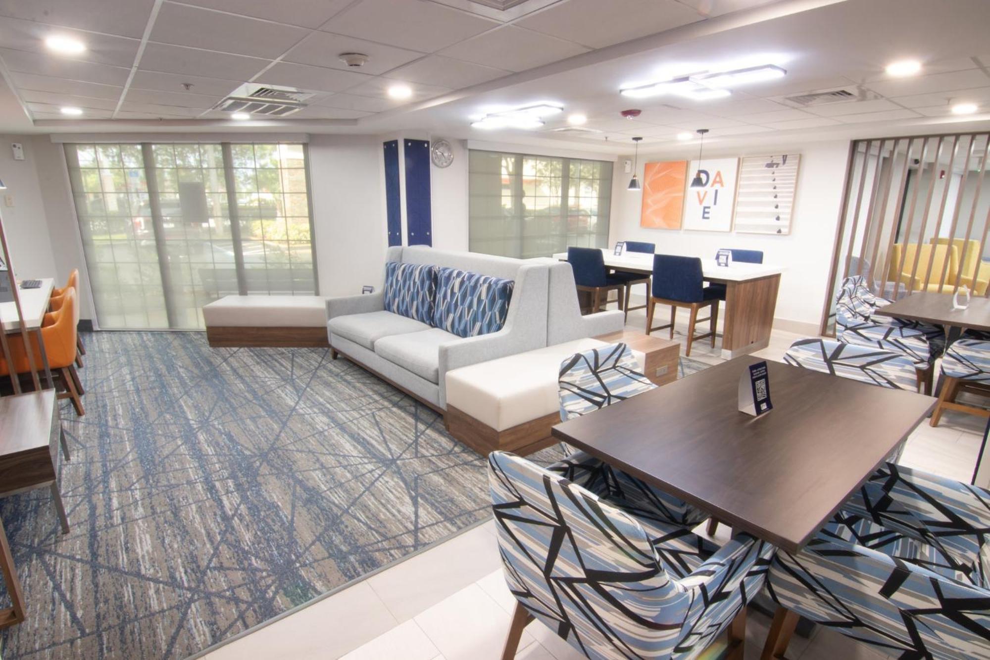 Holiday Inn Express And Suites Fort Lauderdale Airport West By Ihg Davie Luaran gambar