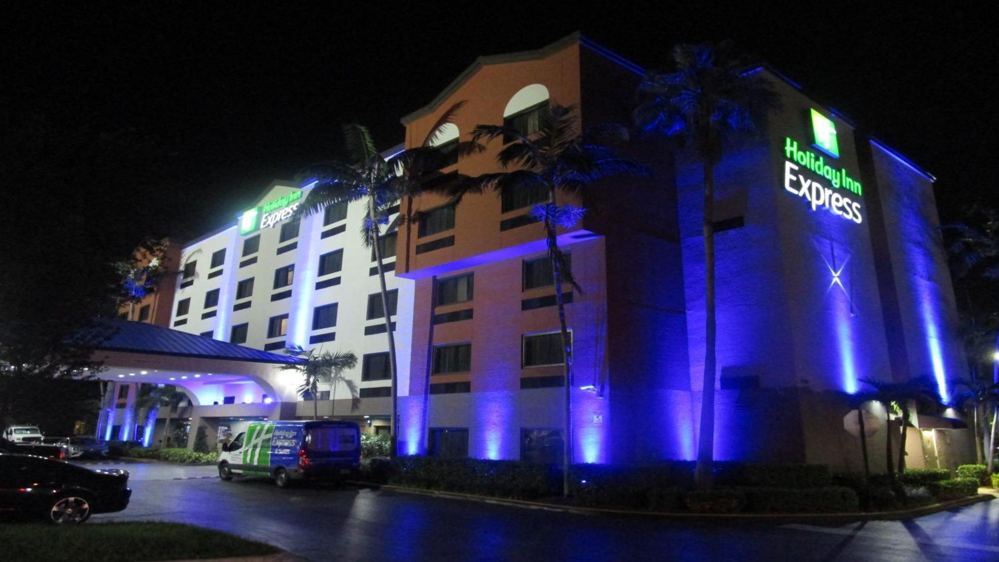 Holiday Inn Express And Suites Fort Lauderdale Airport West By Ihg Davie Luaran gambar
